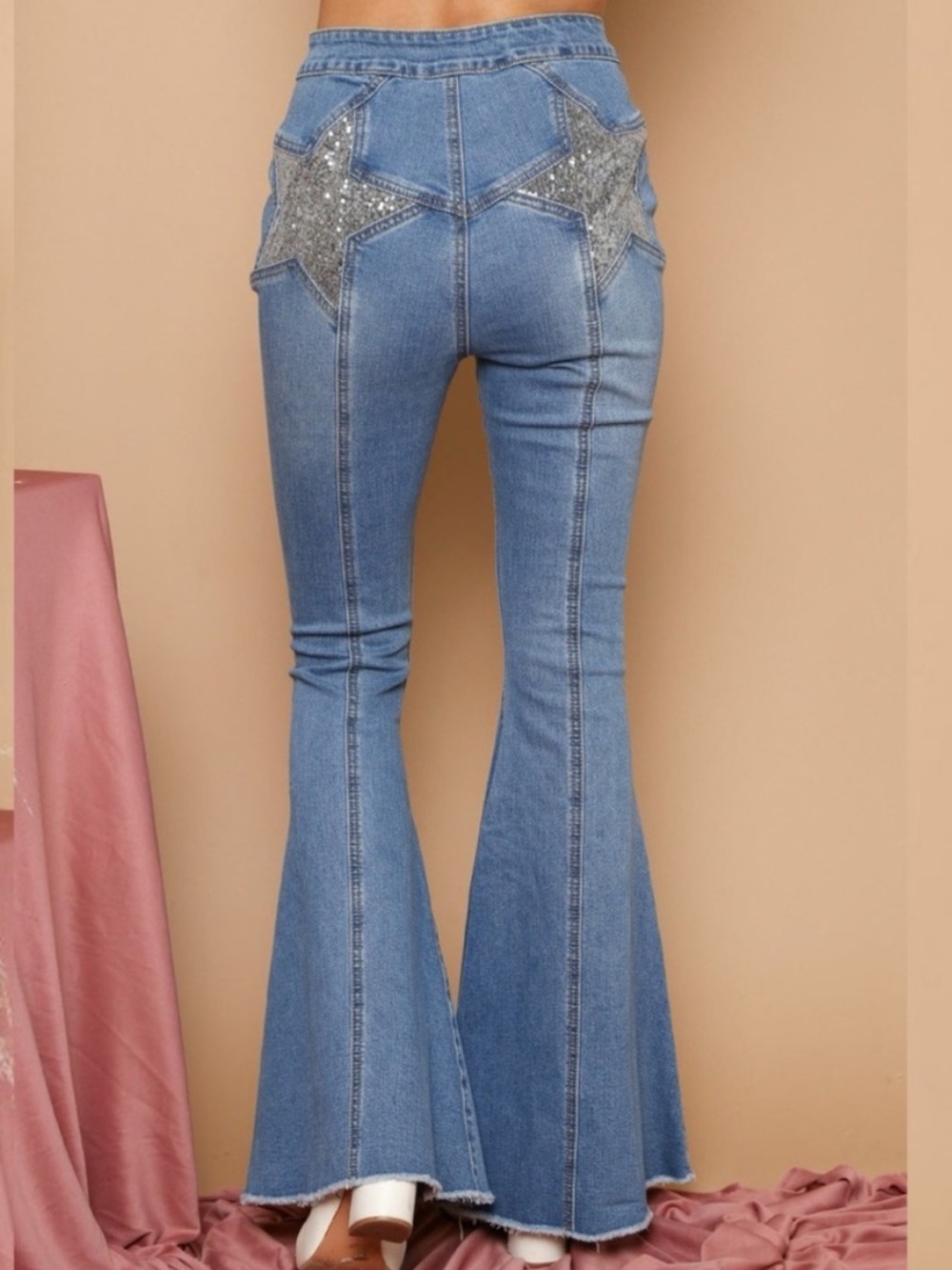 Peach Love California Nashville Star Sequin Star Bell Flare High-Rise Jeans Sz M